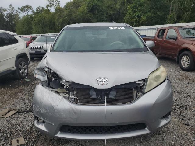 Photo 5 from auction – 2012 TOYOTA SIENNA LE with VIN 5TDKK3DC0CS253748