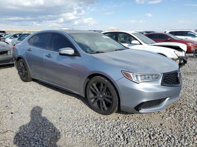 Photo 4 from auction – 2020 ACURA TLX with VIN 19UUB3F40LA003875