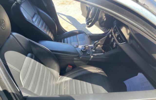 Photo 5 from auction – 2017 ALFA ROMEO GIULIA TI with VIN ZARFAECN8H7530561