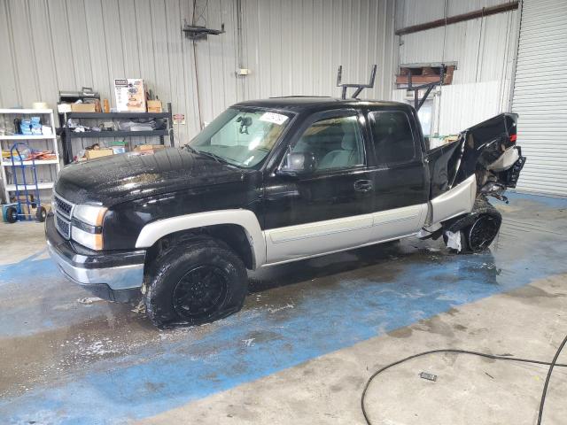 CHEVROLET SILVERADO 2006 with VIN 1GCEK19B06Z256962 - Photo from auction