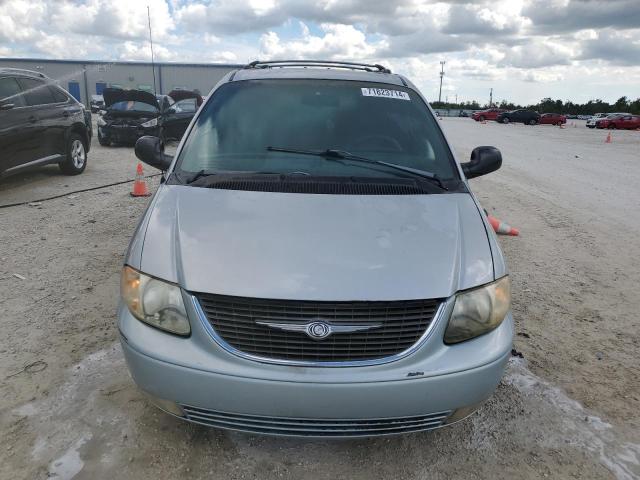 Photo 5 from auction – 2001 CHRYSLER TOWN & COU with VIN 2C8GP54L71R107953