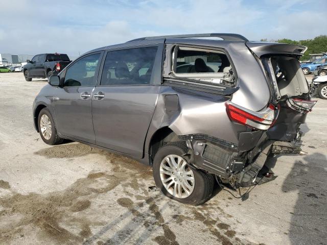 Photo 2 from auction – 2016 TOYOTA SIENNA XLE with VIN 5TDYK3DC6GS697829