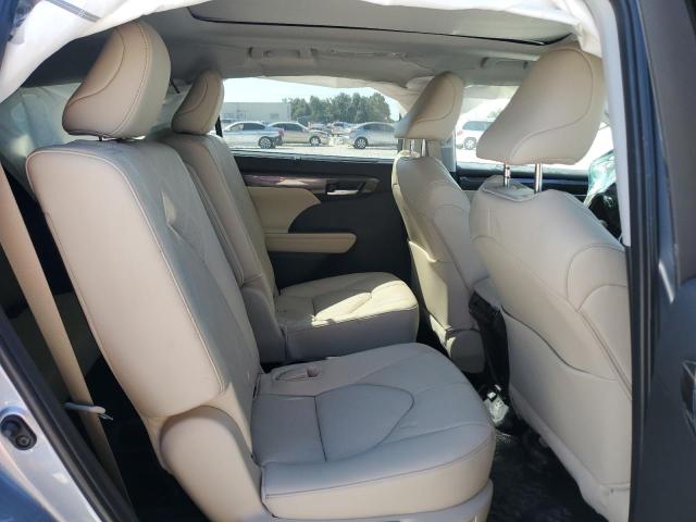 Photo 11 from auction – 2024 TOYOTA HIGHLANDER with VIN 5TDKDRAH4RS529516