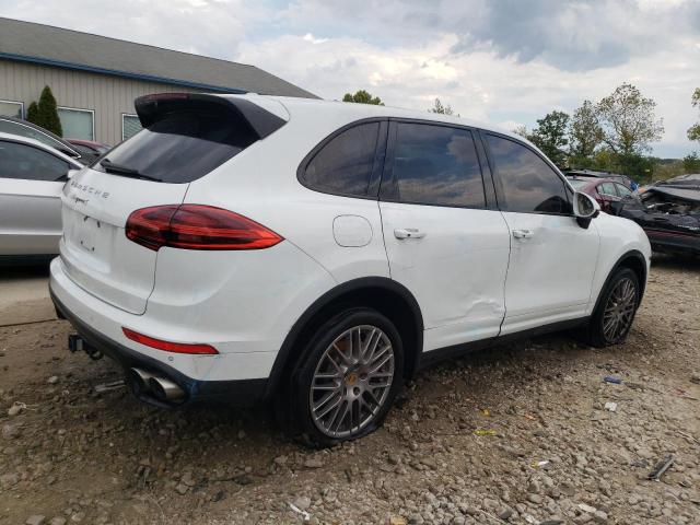 Photo 3 from auction – 2016 PORSCHE CAYENNE S with VIN WP1AB2A27GLA93990
