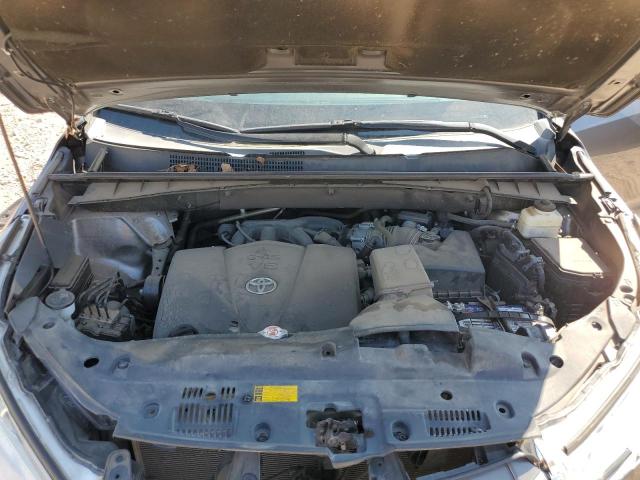 Photo 12 from auction – 2018 TOYOTA HIGHLANDER with VIN 5TDKZRFH4JS539493