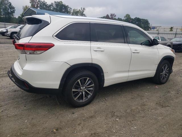 Photo 3 from auction – 2017 TOYOTA HIGHLANDER with VIN 5TDKZRFH9HS519475