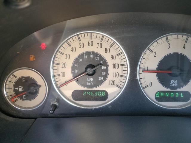 Photo 9 from auction – 2001 CHRYSLER TOWN & COU with VIN 2C8GT54L31R100381