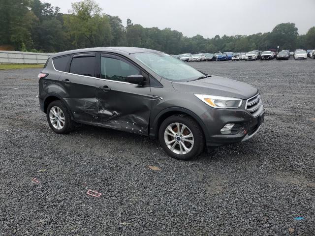 Photo 4 from auction – 2017 FORD ESCAPE SE with VIN 1FMCU9GD3HUB96837