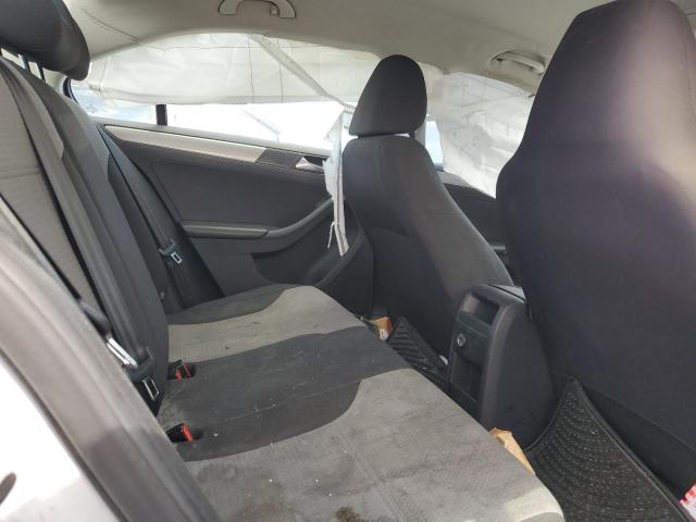 Photo 10 from auction – 2017 VOLKSWAGEN JETTA S with VIN 3VW2B7AJ8HM335497