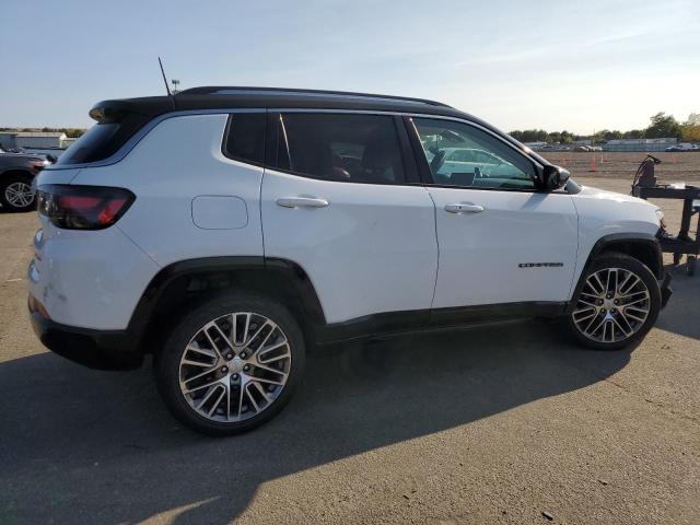 Photo 3 from auction – 2022 JEEP COMPASS LI with VIN 3C4NJDCB6NT130138
