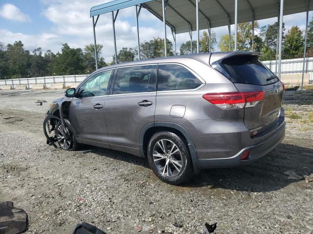 Photo 2 from auction – 2017 TOYOTA HIGHLANDER with VIN 5TDBZRFH5HS414190