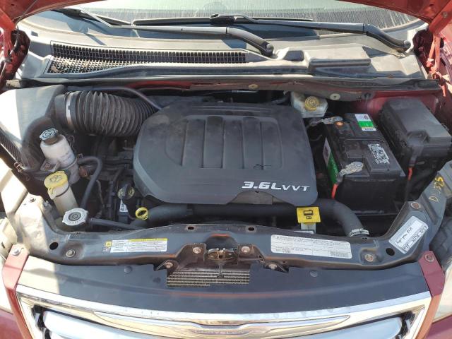 Photo 12 from auction – 2016 CHRYSLER TOWN & COU with VIN 2C4RC1BG2GR237782