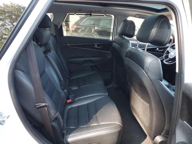 Photo 11 from auction – 2016 KIA SORENTO EX with VIN 5XYPHDA55GG077878