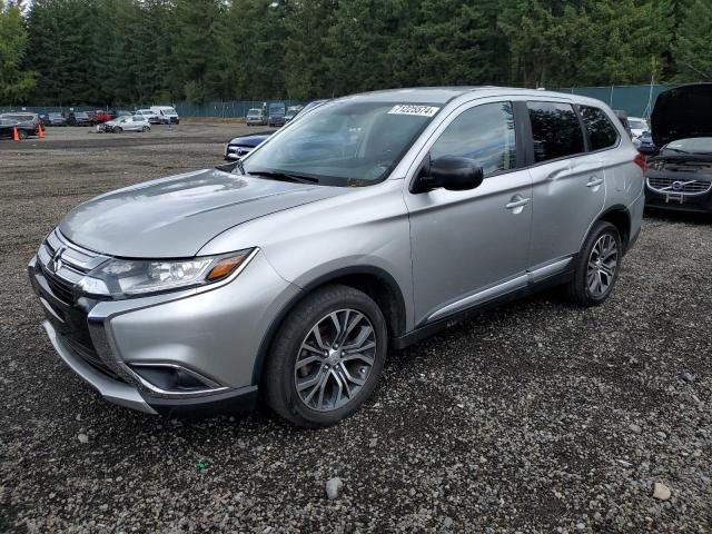 MITSUBISHI OUTLANDER 2018 with VIN JA4AZ3A39JZ061908 - Photo from auction