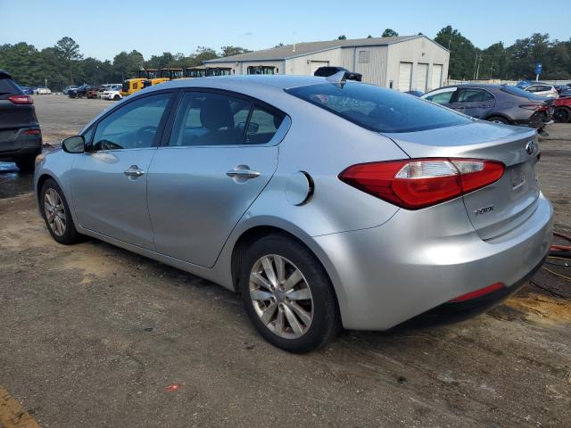Foto 2 de la subasta – 2015 KIA FORTE EX con VIN KNAFX4A88F5308334
