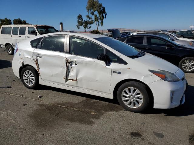 Photo 4 from auction – 2014 TOYOTA PRIUS PLUG with VIN JTDKN3DP0E3054861