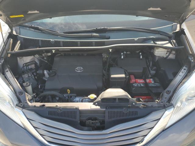 Photo 12 from auction – 2014 TOYOTA SIENNA XLE with VIN 5TDYK3DC6ES450727
