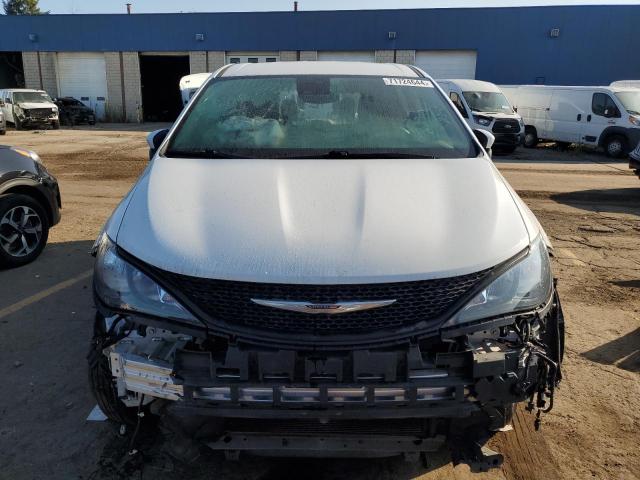 Photo 5 from auction – 2023 CHRYSLER VOYAGER LX with VIN 2C4RC1CG9PR558393