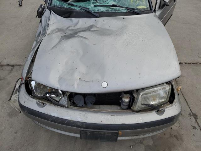 Photo 11 from auction – 2002 SAAB 9-3 SE with VIN YS3DF58K722010284