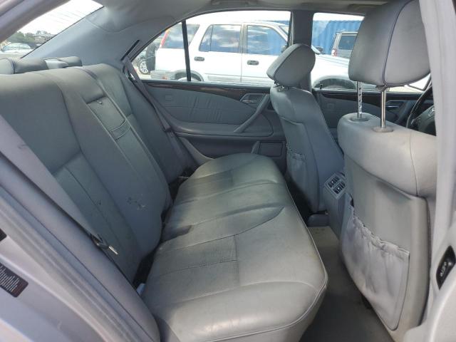 Photo 10 from auction – 2002 MERCEDES-BENZ E 320 with VIN WDBJF65J02B495961