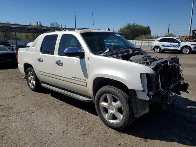 Photo 4 from auction – 2012 CHEVROLET AVALANCHE with VIN 3GNTKGE70CG119860