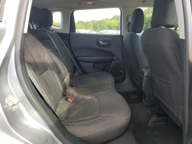 Photo 11 from auction – 2018 JEEP COMPASS SP with VIN 3C4NJDAB3JT334652