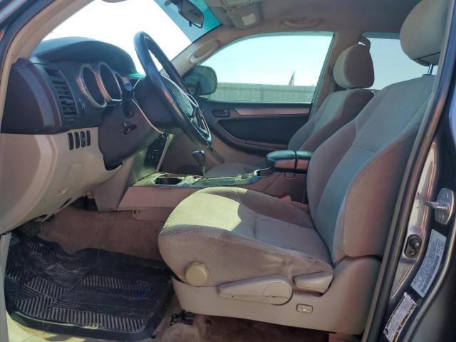 Photo 7 from auction – 2004 TOYOTA 4RUNNER SR with VIN JTEZU14R240038647