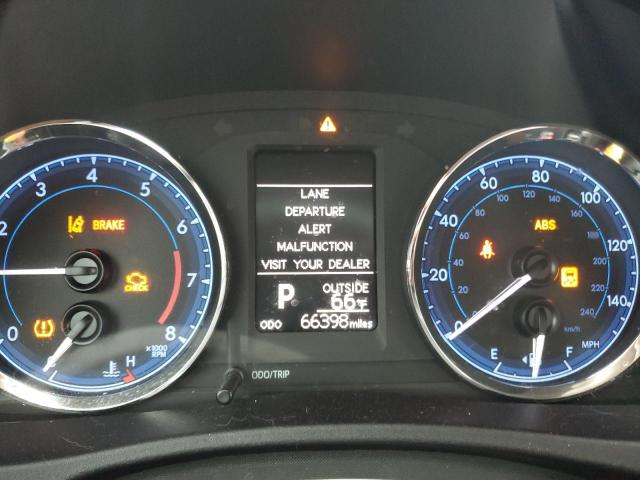 Photo 9 from auction – 2018 TOYOTA COROLLA L with VIN 2T1BURHE2JC060371