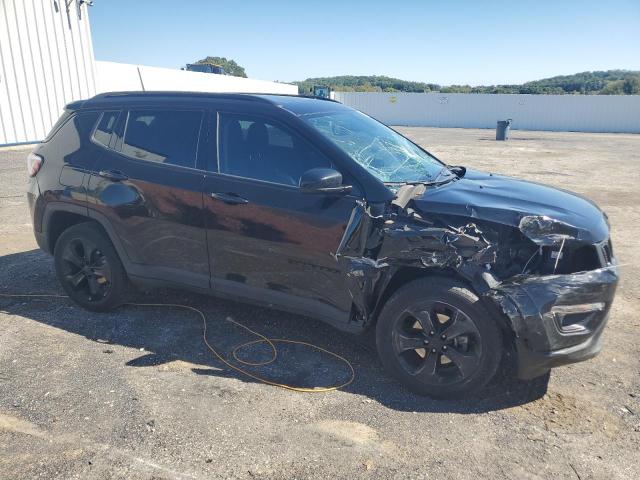 Photo 4 from auction – 2019 JEEP COMPASS LA with VIN 3C4NJDBB2KT601912