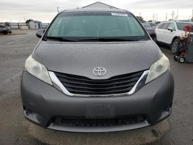 Photo 5 from auction – 2011 TOYOTA SIENNA LE with VIN 5TDKK3DCXBS111681