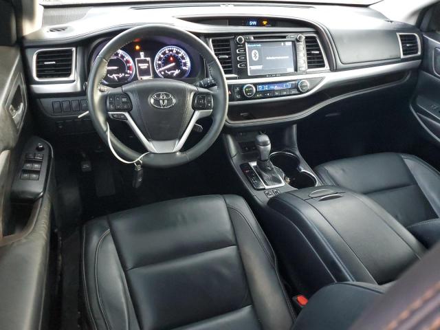Photo 8 from auction – 2016 TOYOTA HIGHLANDER with VIN 5TDKKRFHXGS132663