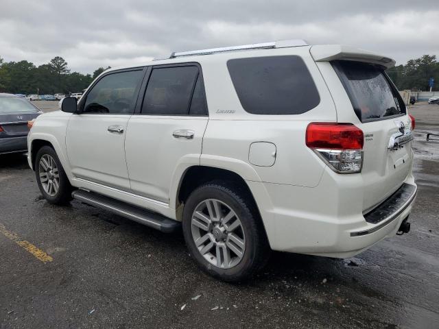 Photo 2 from auction – 2011 TOYOTA 4RUNNER SR with VIN JTEZU5JR0B5028114
