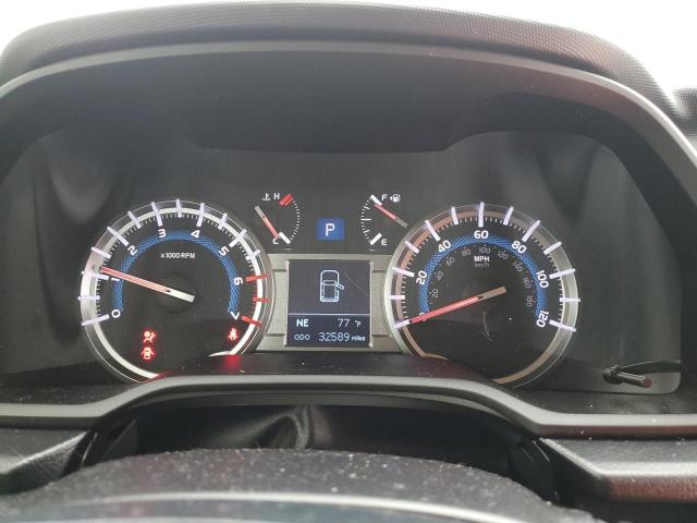 Photo 9 from auction – 2018 TOYOTA 4RUNNER SR with VIN JTEBU5JR5J5497487
