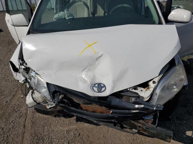 Photo 12 from auction – 2014 TOYOTA SIENNA with VIN 5TDKK3DC0ES457338