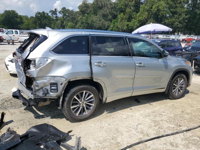 Photo 3 from auction – 2018 TOYOTA HIGHLANDER with VIN 5TDJZRFH7JS530895