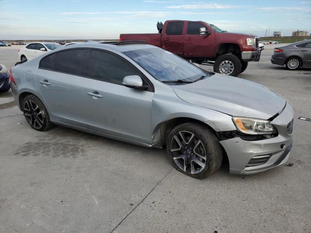 Photo 4 from auction – 2017 VOLVO S60 DYNAMI with VIN YV140MTL6H2437865