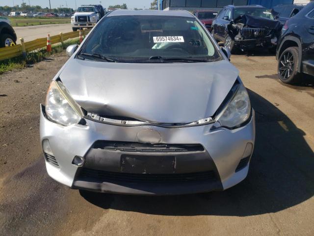 Photo 5 from auction – 2013 TOYOTA PRIUS C with VIN JTDKDTB34D1543230