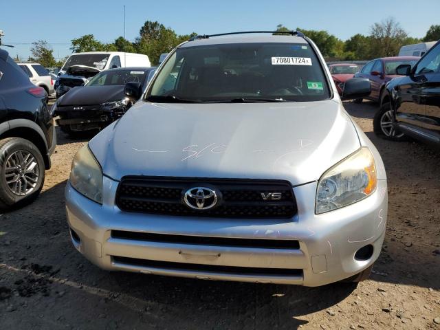 Photo 5 from auction – 2006 TOYOTA RAV4 with VIN JTMBK33VX66008477