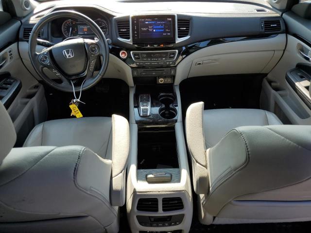 Photo 8 from auction – 2017 HONDA PILOT TOUR with VIN 5FNYF6H94HB018618