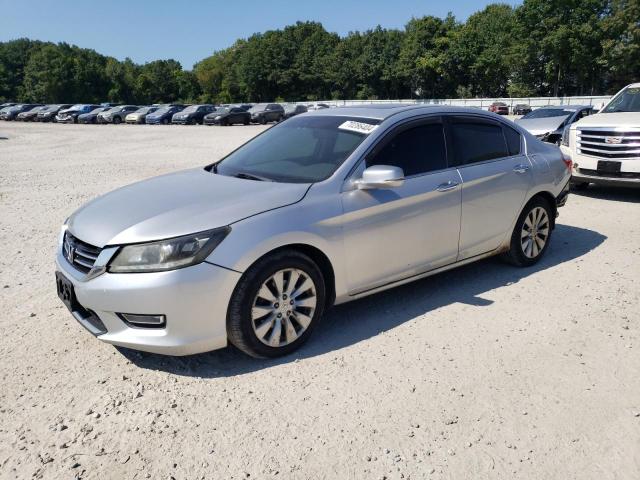 HONDA ACCORD EXL 2013 with VIN 1HGCR3F83DA010637 - Photo from auction