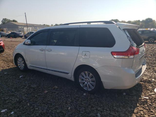 Photo 2 from auction – 2013 TOYOTA SIENNA XLE with VIN 5TDDK3DC6DS051071