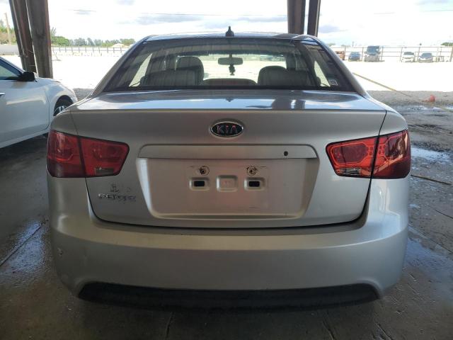 Photo 6 from auction – 2010 KIA FORTE LX with VIN KNAFT4A26A5093990