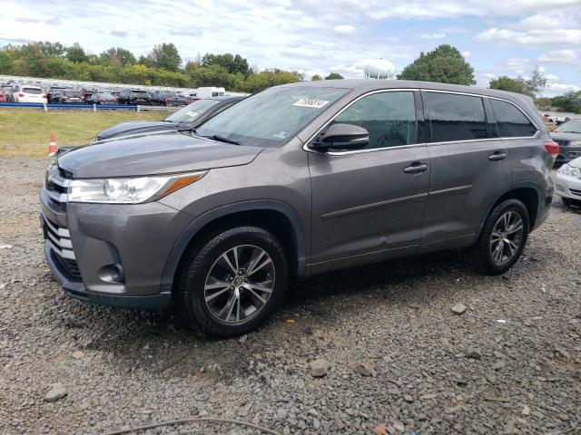 TOYOTA HIGHLANDER 2017 with VIN 5TDZARFH2HS026856 - Photo from auction