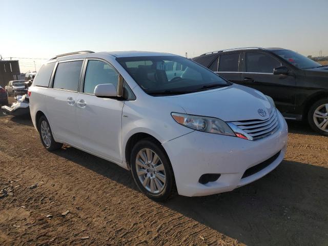 Photo 4 from auction – 2017 TOYOTA SIENNA LE with VIN 5TDJZ3DC2HS181952