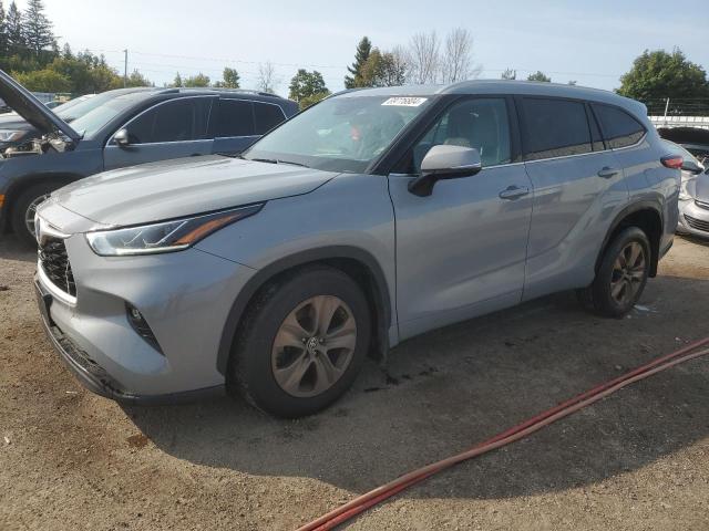 TOYOTA HIGHLANDER 2022 with VIN 5TDABRCH7NS549025 - Photo from auction