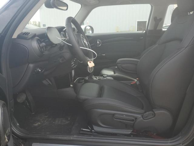 Photo 7 from auction – 2024 MINI COOPER SE with VIN WMW13DJ05R2V83486