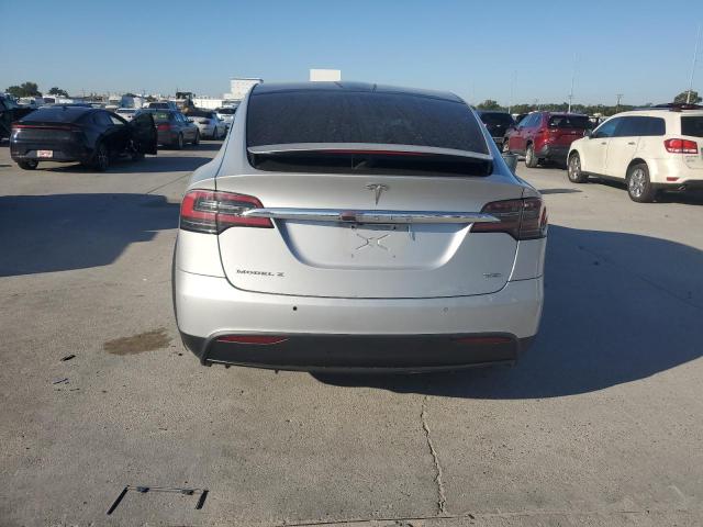 Photo 6 from auction – 2016 TESLA MODEL X with VIN 5YJXCBE26GF008823