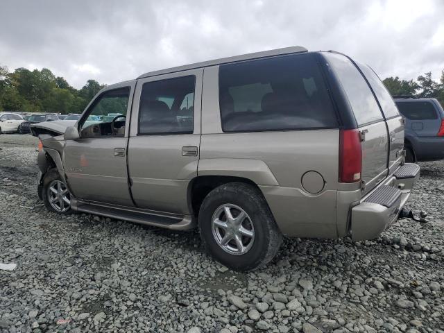Photo 2 from auction – 2000 CADILLAC ESCALADE with VIN 1GYEK13R5YR112858