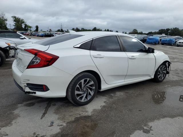 Photo 3 from auction – 2017 HONDA CIVIC EX with VIN 2HGFC2F77HH573343