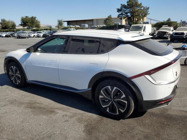 Foto 2 de la subasta – 2023 KIA EV6 LIGHT con VIN KNDC34LA3P5604087